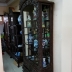 Tủ bày rượu tây, đồ sứ - Nho Sóc chạm đẹp kinh điển 
