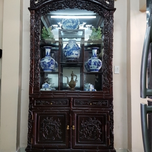 Tủ Bày đồ gỗ gụ mật - Trúc Cài Nho .