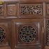 Tủ sách của Huế - nhỏ gọn, đục chạm kĩ