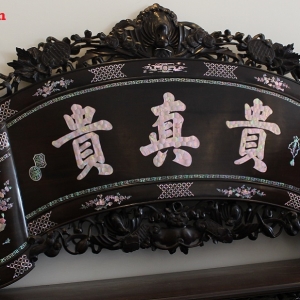 Cuốn thư khảm ốc - Quý Trân Quý 
