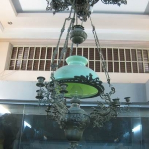 Đèn Đồng nhà cổ chóa xanh men ngọc 