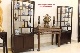 Đôi Tủ Trưng Đồ Sứ Được Làm Rất Kĩ và Đẹp . 