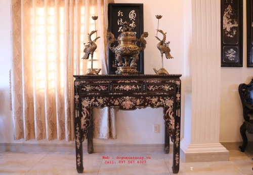 Bàn Cổ Khảm Ốc - Gỗ Cẩm Lai . 