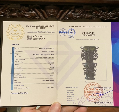 Bình Hoa Bằng Ngọc Bích - Cổ Ngọc Quý Hiếm