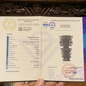Bình Hoa Bằng Ngọc Bích - Cổ Ngọc Quý Hiếm