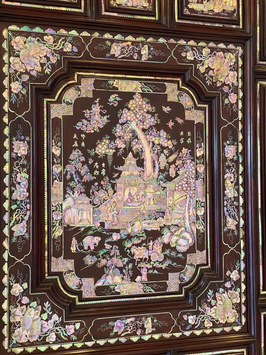 Tủ thờ cẩn ốc gỗ cẩm khảm ốc