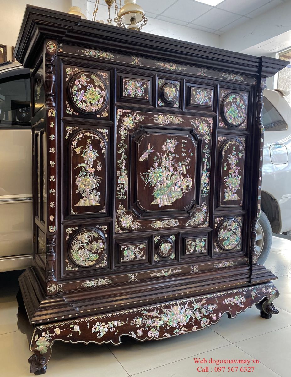 mẫu tủ thờ cẩn ốc đẹp