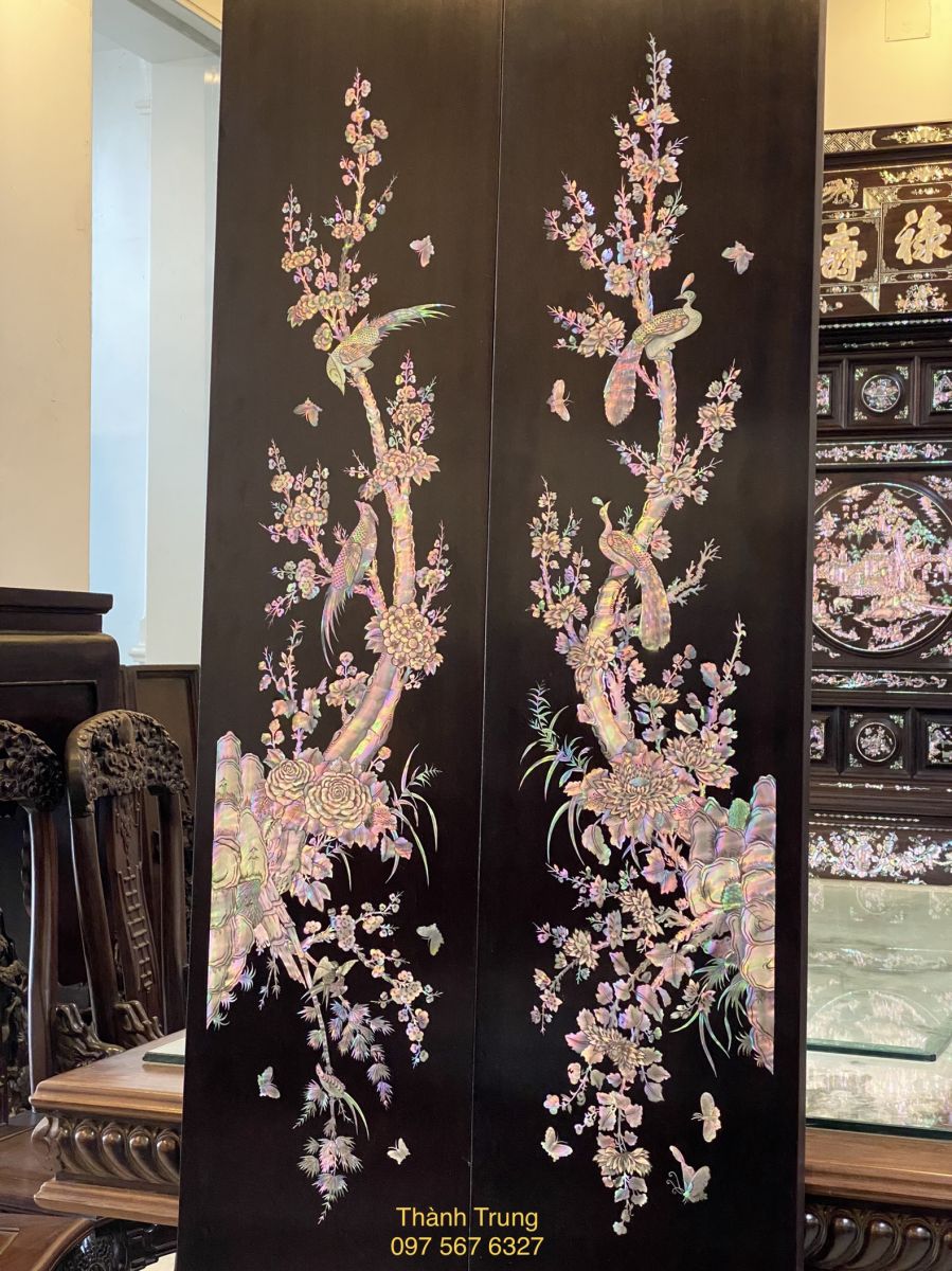 Đôi câu đối treo phòng thờ cẩn ốc